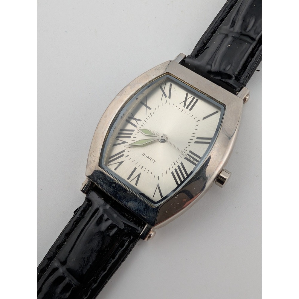 SKC Men's Watch 30mm Silver‎ Case Genuine Black Leather Band- New Battery